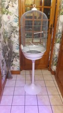 cage a oiseau ronde sur pied