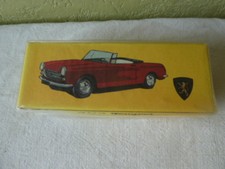 Voiture 404 Peugeot Cabriolet