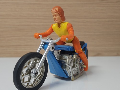 Moto cascadeuse rétro les - moto,