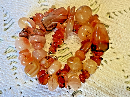 Collier ancien perles pierre