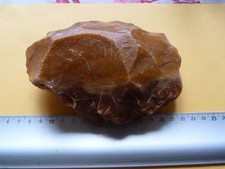 Grattoir Néolithique  Silex, Préhistoire, Grand-Pressigny 37 (  14 cm par 10 cm)