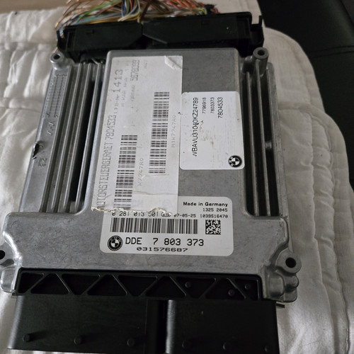Calculateur moteur bmw 320d - calculateur,