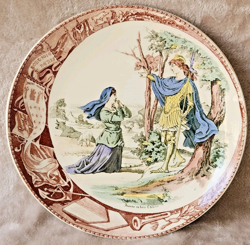 Assiette jeanne d - assiette, d'arc