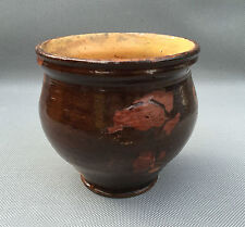 Ancien pot en terre vernissée