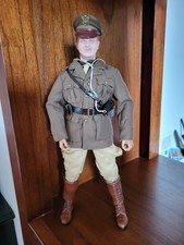 Dragon /Canadian Officer