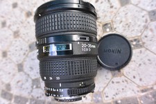 Nikon Nikkor AF-D 20-35mm F 2.8 wide angle vintage zoom lens