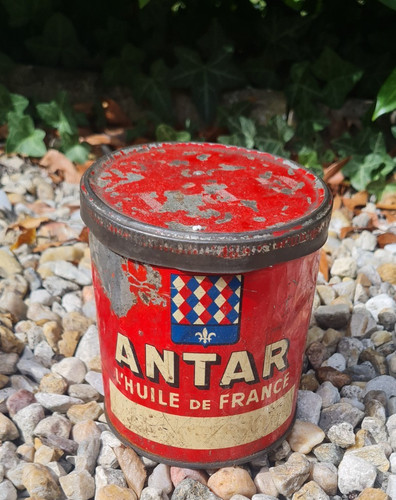Ancien bidon huile - bidon,