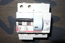 DISJONCTEUR DIFFERENTIEL 2