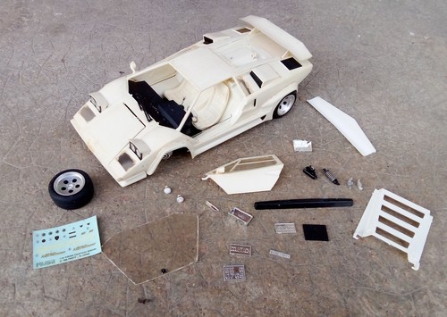 Ancienne maquette voiture - maquette,