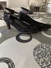 Chaussures neuves T36  cuir Qualité