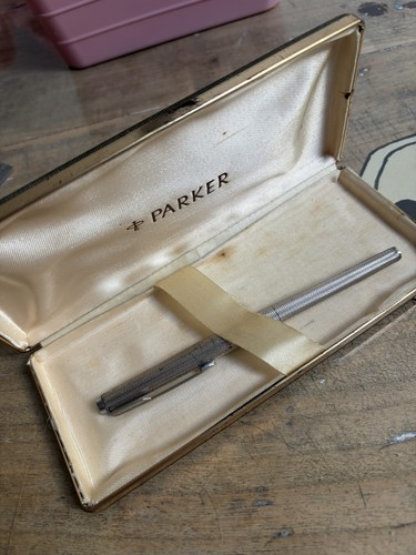 Stylo bille parker vintage - 75,