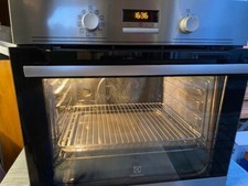 Four pyrolyse encastrable