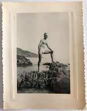 PHOTO ANCIENNE - VINTAGE SNAPSHOT - HOMME TORSE NU MUSCLE SLIP MER ROCHER -MAN 2