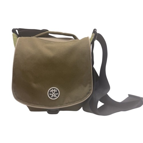 Crumpler camera bag - camera,