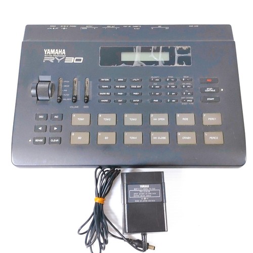 Yamaha ry30 rhythm - ry30, programmer