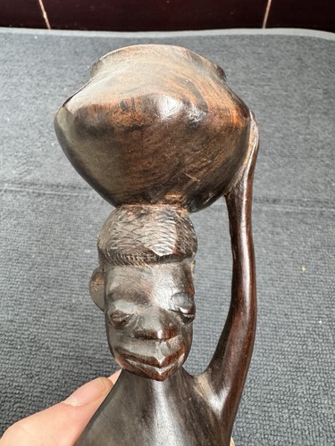 Sculpture femme enfant en - et,