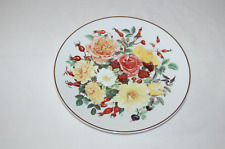 Assiette En Porcelaine