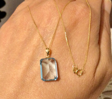 Or 18K Bijou de Famille, Collier Chaîne et Pendentif Topaze Bleue, 750 18 Carats