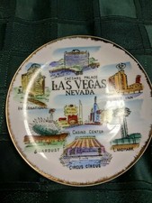 Vintage Las Vegas Souvenir Tourist Plate Nevada Desert Inn Stardust 70'S CLOSED
