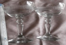 2 à 8 coupes à champagne