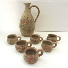 * PICHET A LIQUEUR ET 6 VERRES EN GRES 20 cm x 10 cm Ø BOUTEILLE