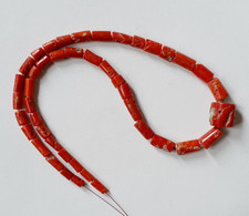 Perles faites à la main de