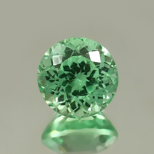 Saphir parti vert naturel - saphir, de