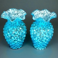 Paire de vases verre soufflé moulé moucheté bleu fleurs début XXe