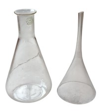 Ancien flacon fiole Pyrex