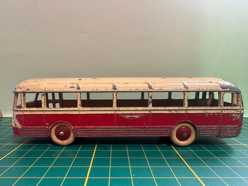 Dinky toys autocar chausson