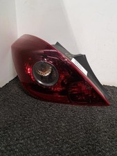 Feu arriere principal gauche