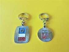 2 ANCIENS PORTE CLÉS SIMCA CHRYSLER L'HIRONDELLE