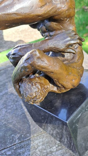 Sublime bronze homme sur - homme, nu