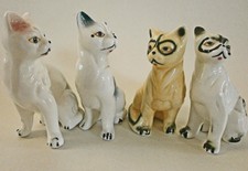 Sculptures de chats 2 paires porcelaine (qualité Chine) <> 8 cm de haut chacune / 36 g