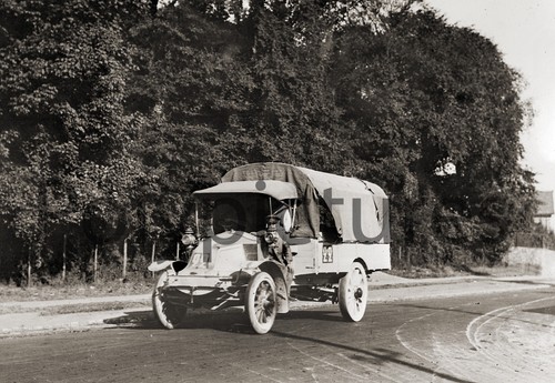 Automobile camion ancien