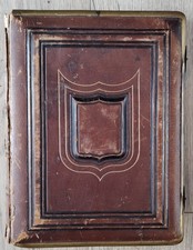 Grand Album cuir et fermoir pour 80 CDV et 6 photos anciennes de cabinet. VIDE