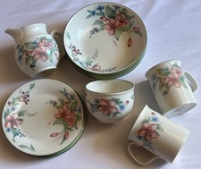 Service de table Royal Doulton