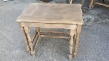 2 petites Tables gigognes en bois