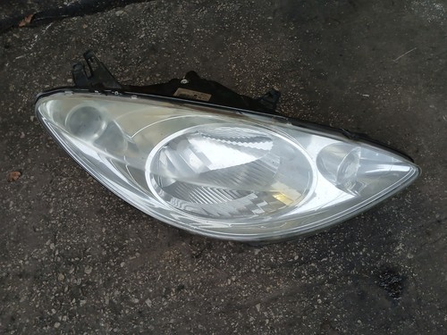 Peugeot 1007 headlight s - 1007, o/s