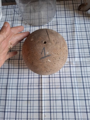Ancienne boule bois h 14 - boule,