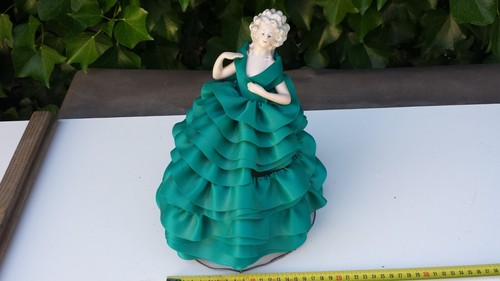 Ancienne demi figurine - ancienne, en