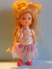 Petite poupée 12 cm