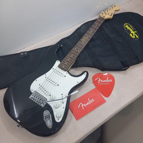 Squier bullet strat - squier,