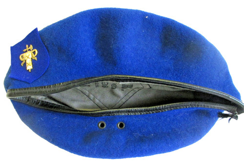 Ancien béret armée - ,
