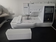 Machine à coudre et broder M280D