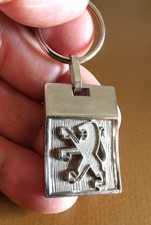 Ancien porte clé Automobile