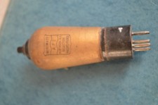 TSF tube AF2 Miniwatt brochage européen.