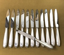 12 couteaux à entremet