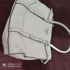 sac Guess
