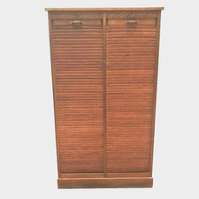 classeur double de bureau en chêne à rideaux comportant tiroirs  . XX siècle .